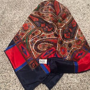 Baar Beard All silk scarf